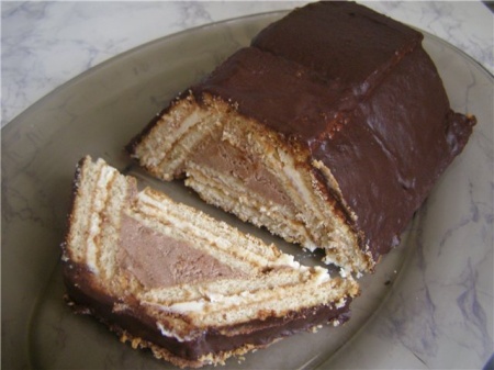 Рецепты тортов в домашних условиях. Приготовление тортов из печенья с кремом и бананами