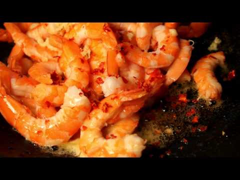 Паста (макароны) с креветками и беконом Паста (макароны) с креветками и беконом