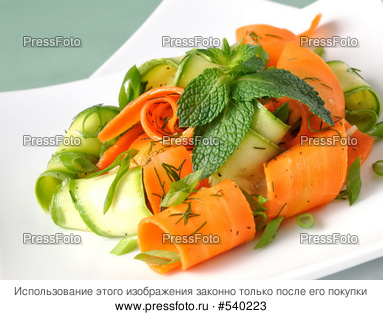 Салат из кабачков с морковью