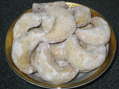 Печенье полумесяцы с грецкими орехами