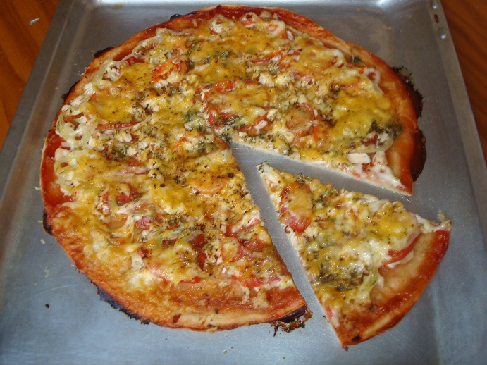 Пицца с печенью и капустой