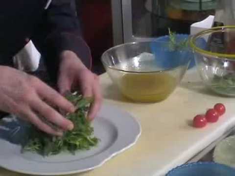 Салат рукола с креветками Салат рукола с креветками