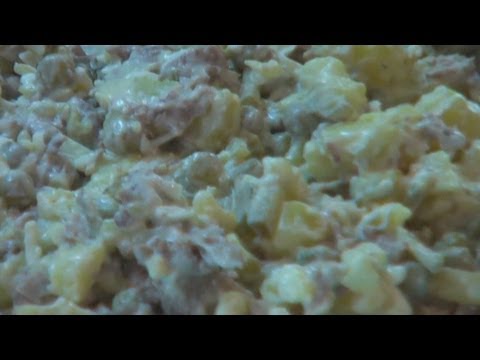 Мясной салат с отварной говядиной видео рецепт Мясной салат с отварной говядиной видео рецепт