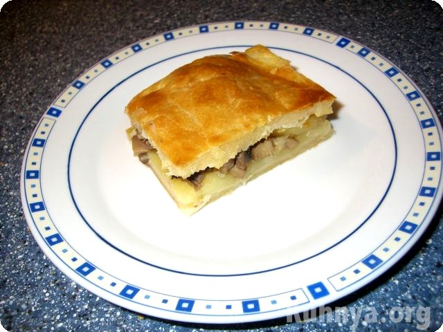 Пирог с грибами и картофелем - видеорецепт Пирог с грибами и картофелем - видеорецепт