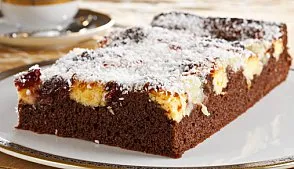 Шоколадный кекс с грушами