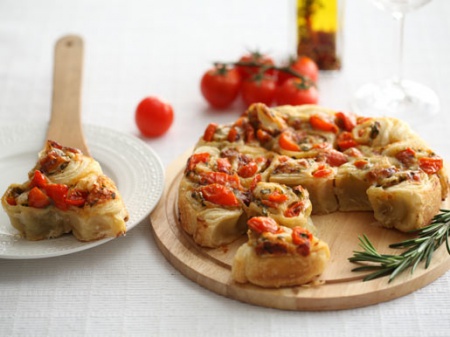 Рецепт несладкого пирога с помидорами и петрушкой