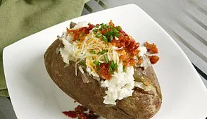 Запеченный картофель с беконом