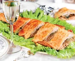 Слоёный пирог из двух сортов рыбы