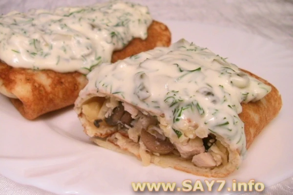 Блины, фаршированные куриным филе, грибами и сыром