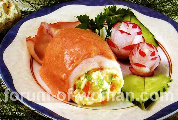Кальмары, фаршированные рисом и щупальцами, запечённые в вине
