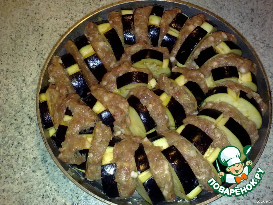 Мясо с баклажанами