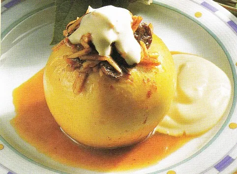 Запеченные яблоки с начинкой