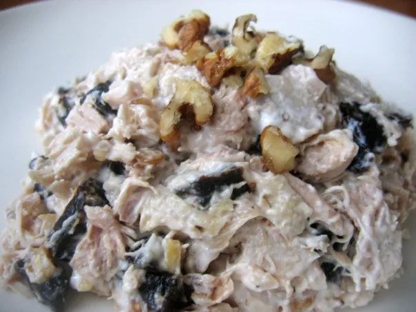 Фруктовый салат с коньяком и йогуртом