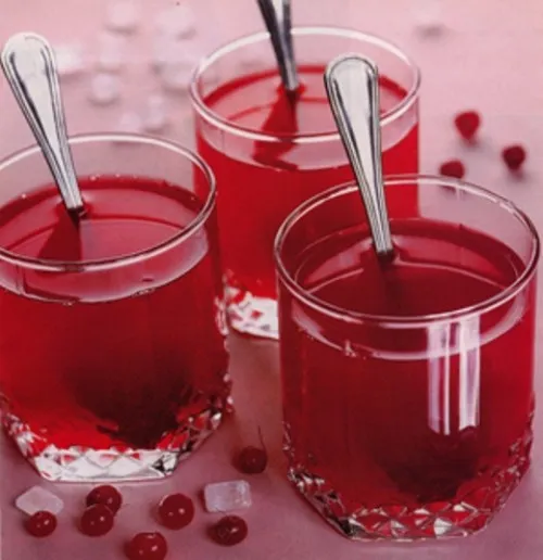 Компот из свежих ягод