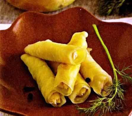 Капустные листья с хреном