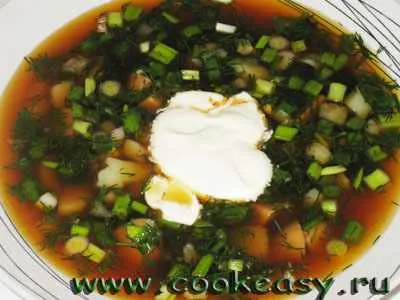 Окрошка с солёными грибами, мясом и хреном