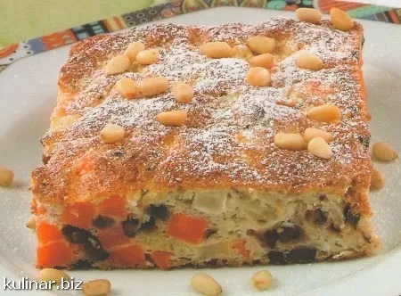 Пудинг из моркови, чернослива и яблок