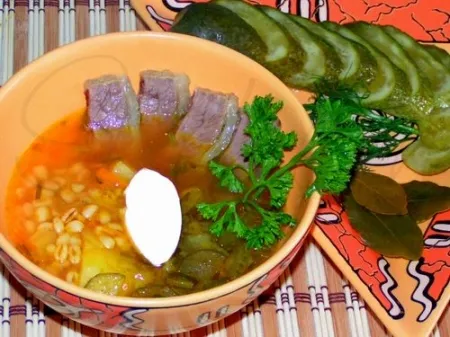 Рассольник ленинградский с перловой крупой