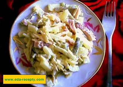 Солянка с копченой курицей
