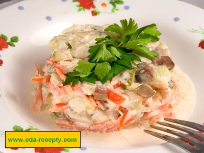 Салат из сладкого перца с огурцами
