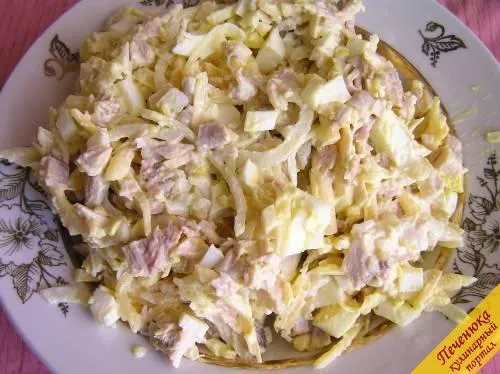 Салат из курицы с сыром