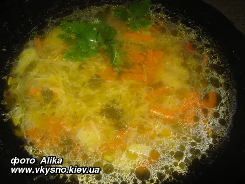 Щи из квашеной капусты с картофелем