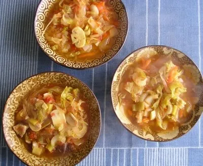 Щи кислые с сушеными грибами