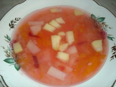 Суп из персиков с яблочным соком (2)