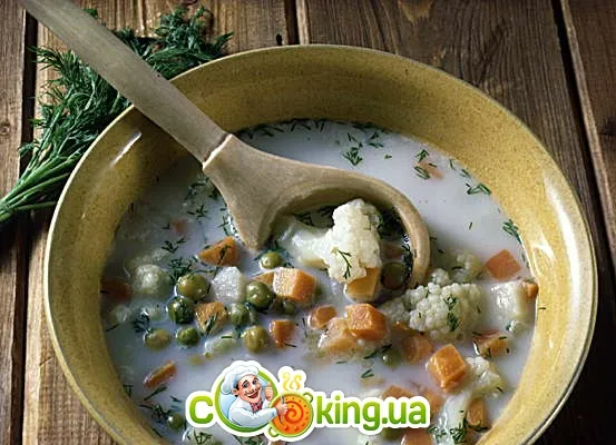 Молочный суп с картофелем, цветной капустой и горошком по рецептуре