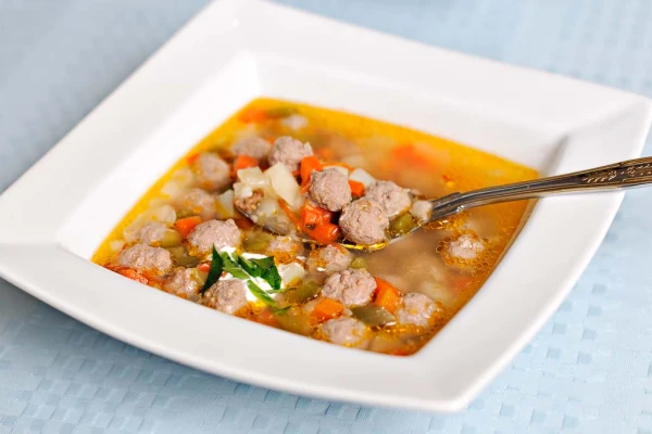 Суп с мясными фрикадельками и тыквой